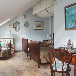 Attic Twin Room